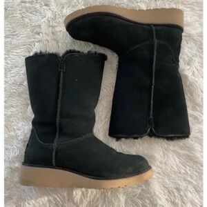 Koolaburra black water resistant plattform boots size 5/35